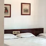Suiite Com Ar Condicionado, Frigobar E Mesa Para Trabalho. Localizada No Hotel Porto Belo Park, Com Parque Aquatico