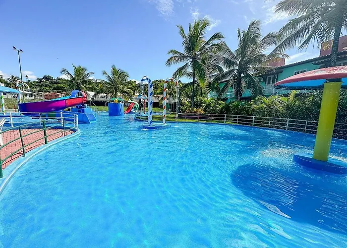 Suiite Com Ar Condicionado, Frigobar E Mesa Para Trabalho. Localizada No Hotel Porto Belo Park, Com Parque Aquatico