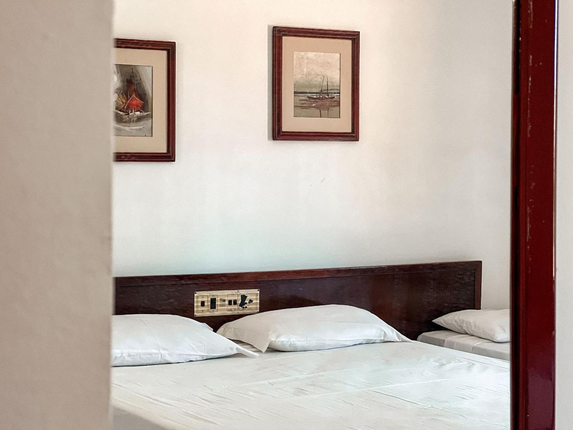 Casa de férias Suiite Com Ar Condicionado, Frigobar E Mesa Trabalho. Localizada No Porto Belo Park, Com Parque Aquatico