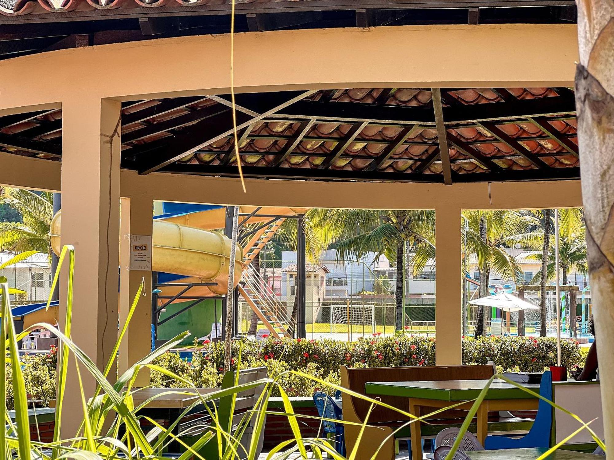 Holiday home Suiite Com Ar Condicionado, Frigobar E Mesa Trabalho. Localizada No Porto Belo Park, Com Parque Aquatico