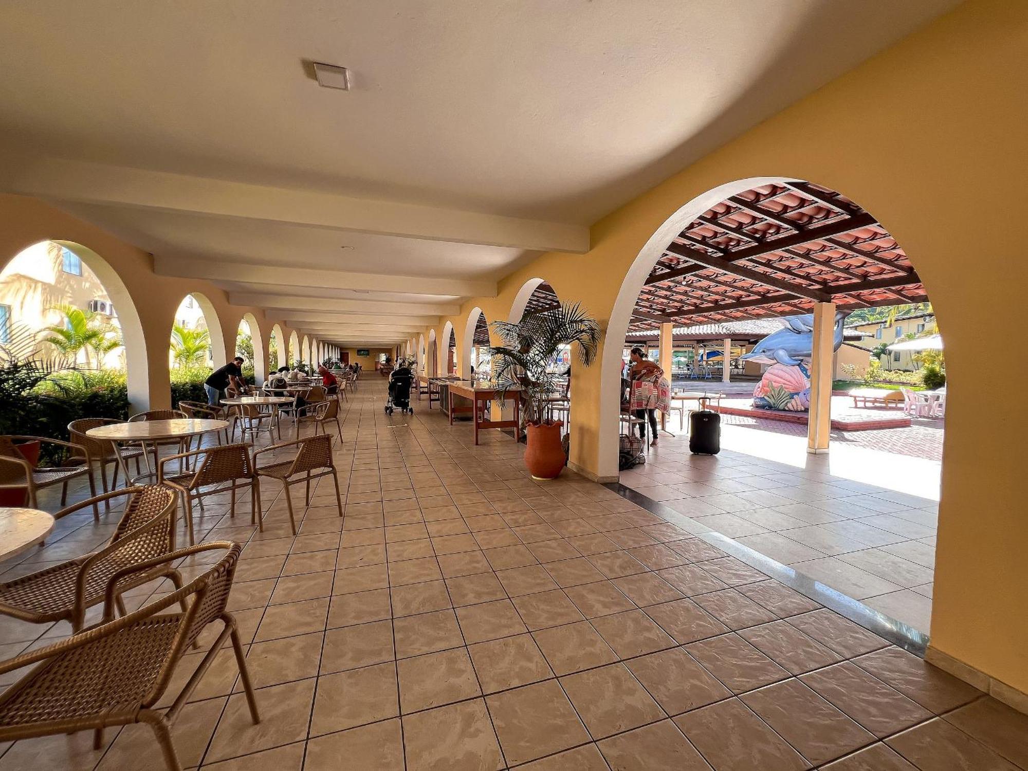 Casa de férias Suiite Com Ar Condicionado, Frigobar E Mesa Trabalho. Localizada No Porto Belo Park, Com Parque Aquatico *