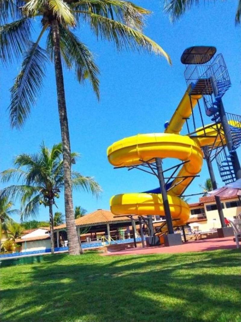 Casa de férias Suiite Com Ar Condicionado, Frigobar E Mesa Trabalho. Localizada No Porto Belo Park, Com Parque Aquatico